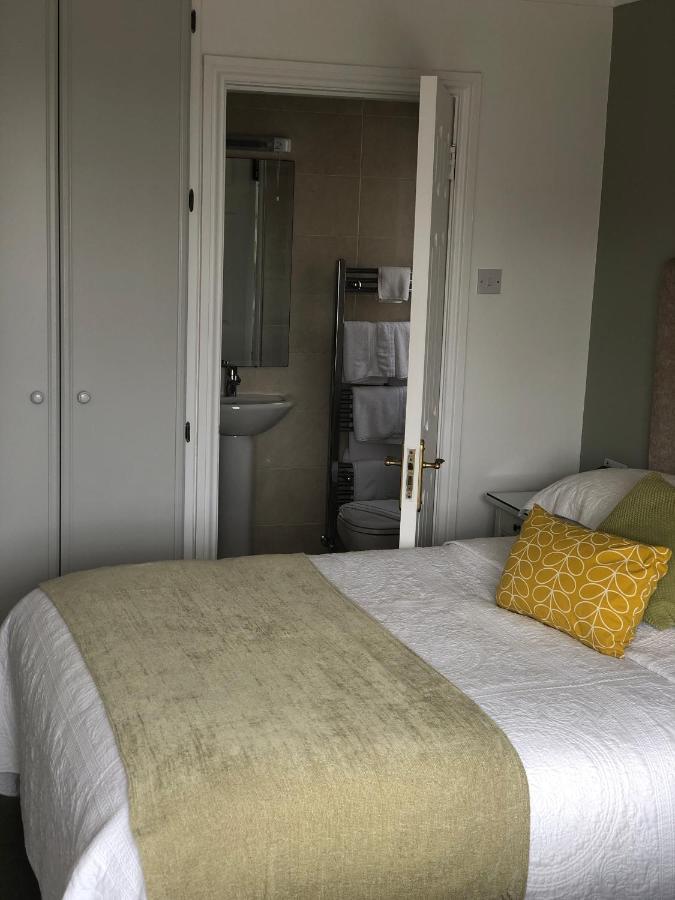غالواي Petra House B&B المظهر الخارجي الصورة